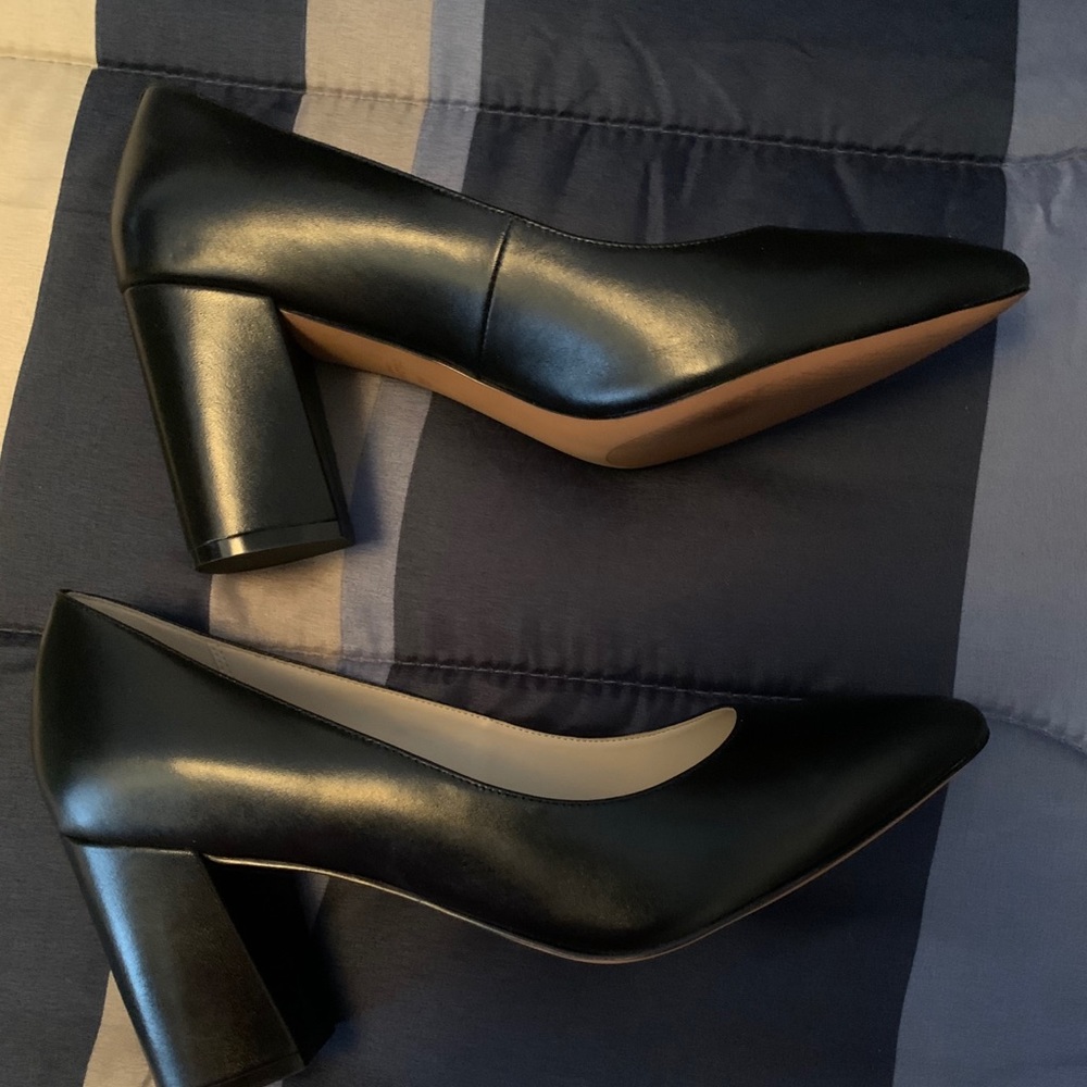 Black leather 3’ pump size 9.5
